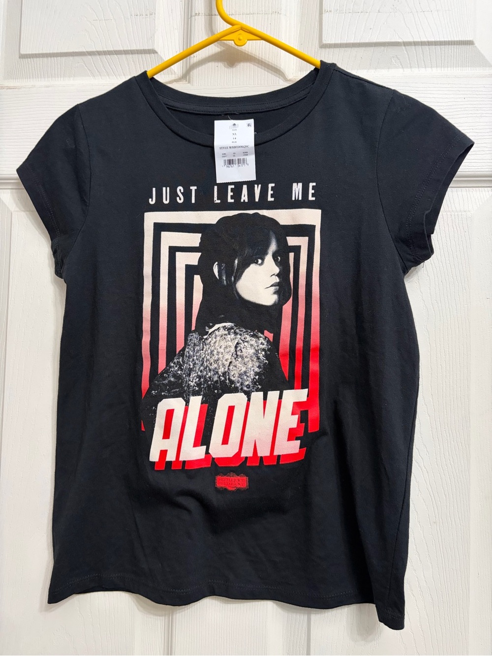 Beetlejuice Graphic 'Just Leave Me Alone' Black Kids Tee size 14 girls